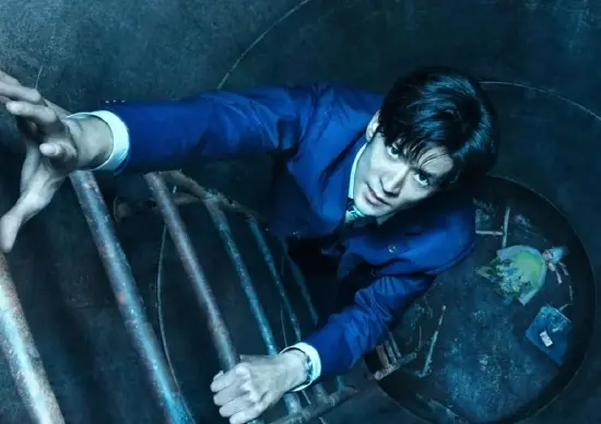 《#窨井盖》：被忽视的城市伤疤，一部聚焦社会安全的悬疑佳作